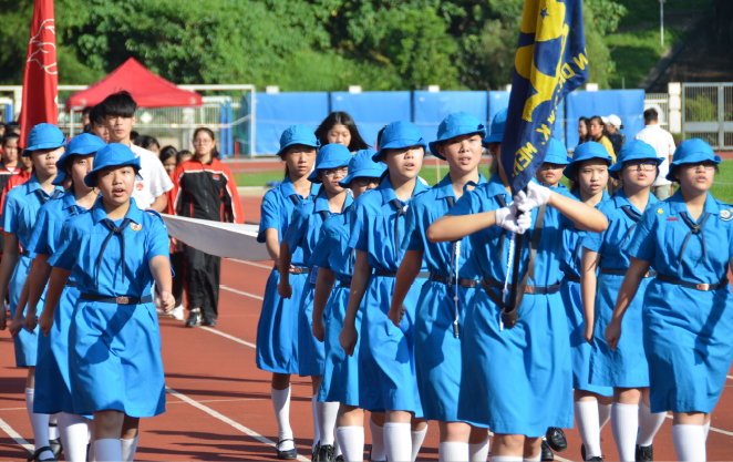 Students can join different scout units, students’union and various types of extra-curricular activities.